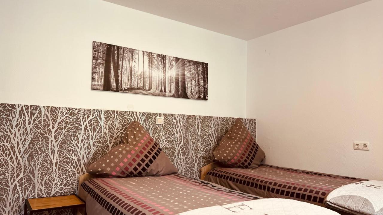 Sehr Zentrales Und Modernes Zimmer In Isny Im Allgaeu Mit Gemeinschaftsbad Apartamento Exterior foto