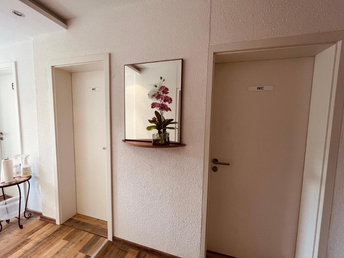 Sehr Zentrales Und Modernes Zimmer In Isny Im Allgaeu Mit Gemeinschaftsbad Apartamento Exterior foto